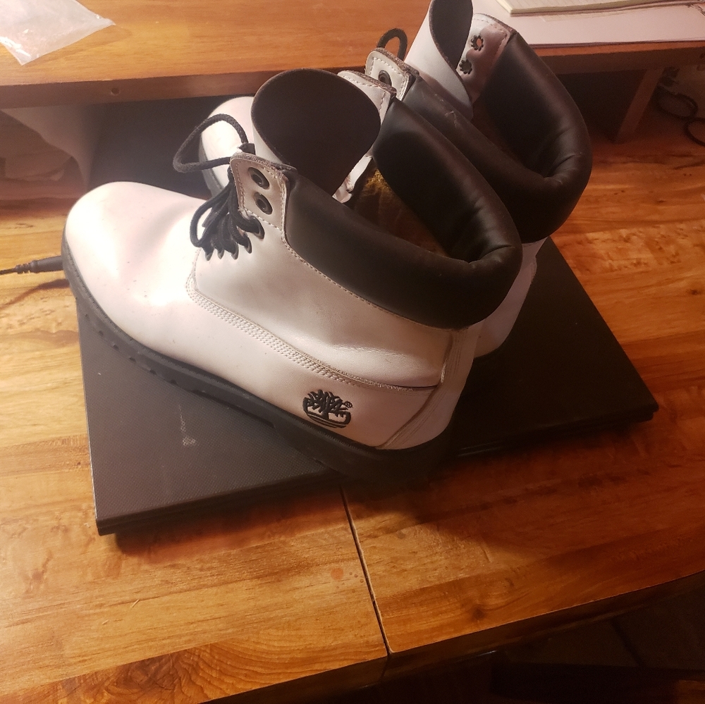 Mens White timberlands size 12